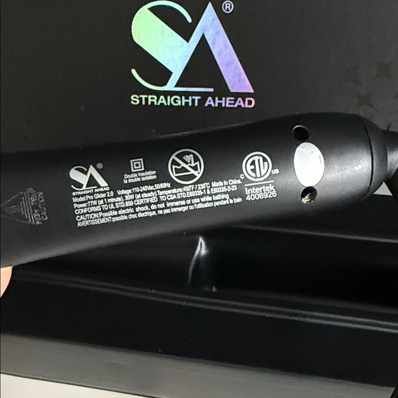 Straight Ahead Pro Glider 2.0 Hair Straightener - Black - Picture 3 of 6